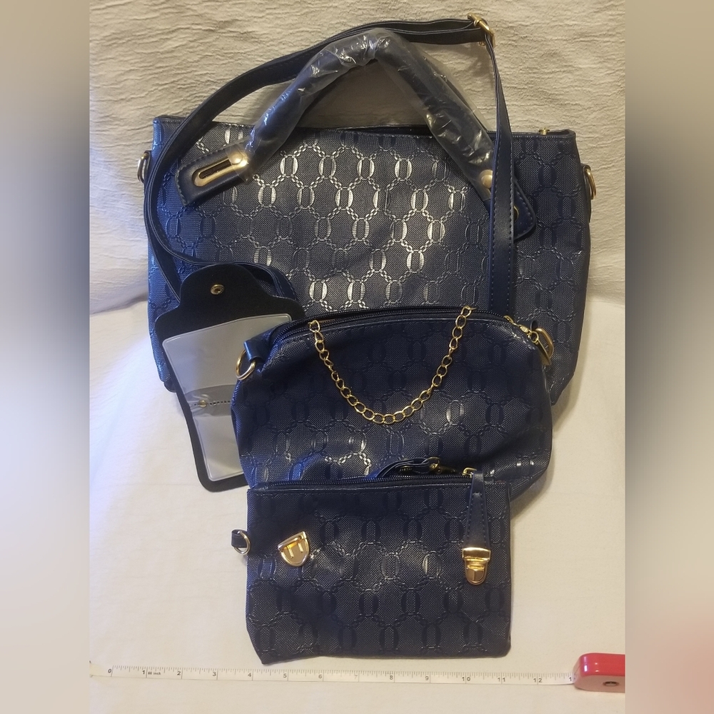 Matching set of 3 textured dark blue purses w chocolate brown interiors - Picture 2 of 10